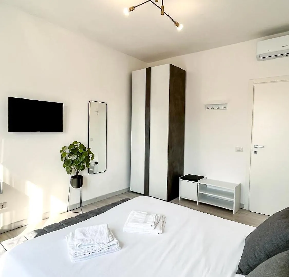 Dream & Relax Hotel San Donato Milanese Guest house